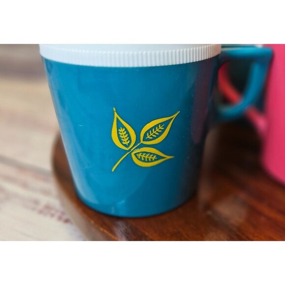 Vintage retro Plastic Teal Orange Mugs Set With Leaf, Butterfly Design, Retro - Picture 2 of 10